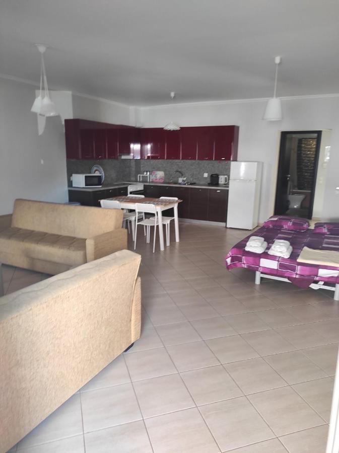 Moiras Apartments Lefkáda エクステリア 写真